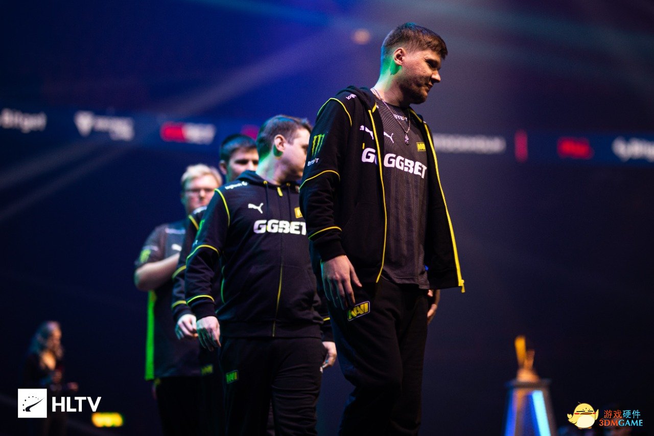 他在本届亚 他在本届亚