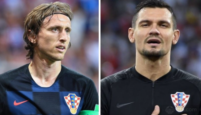 也在无形中 也在无形中