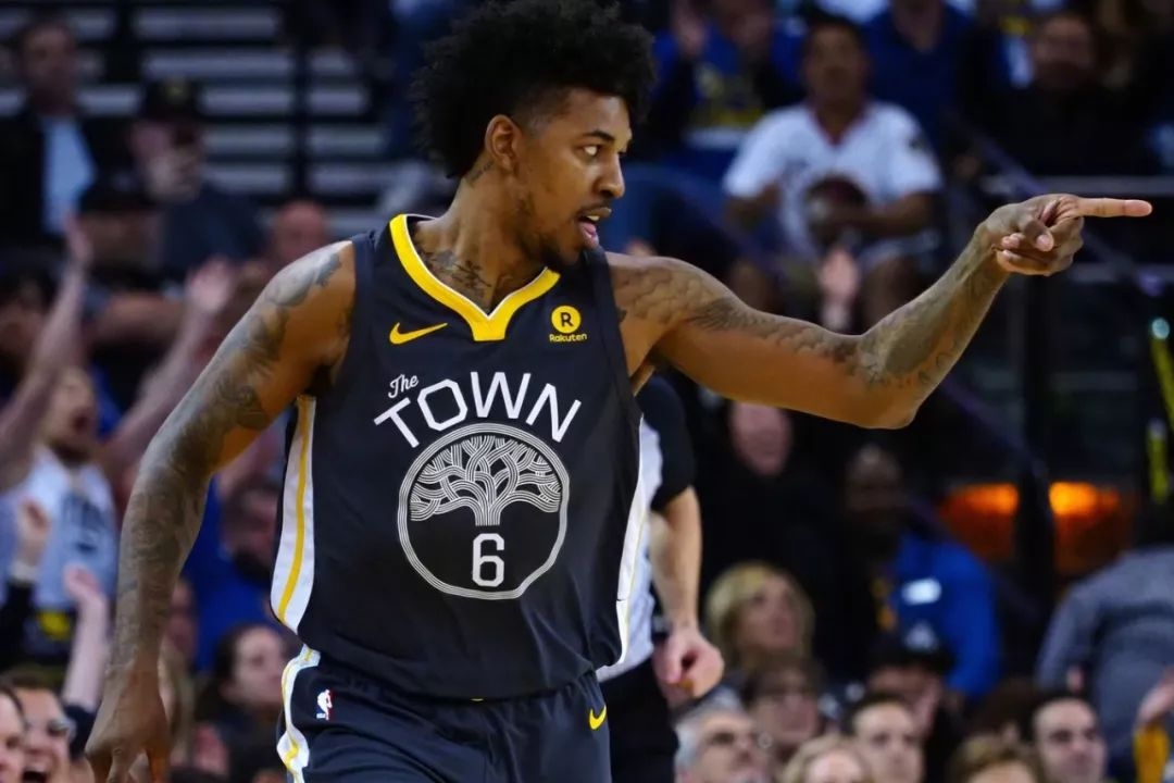 亦让球队在 亦让球队在